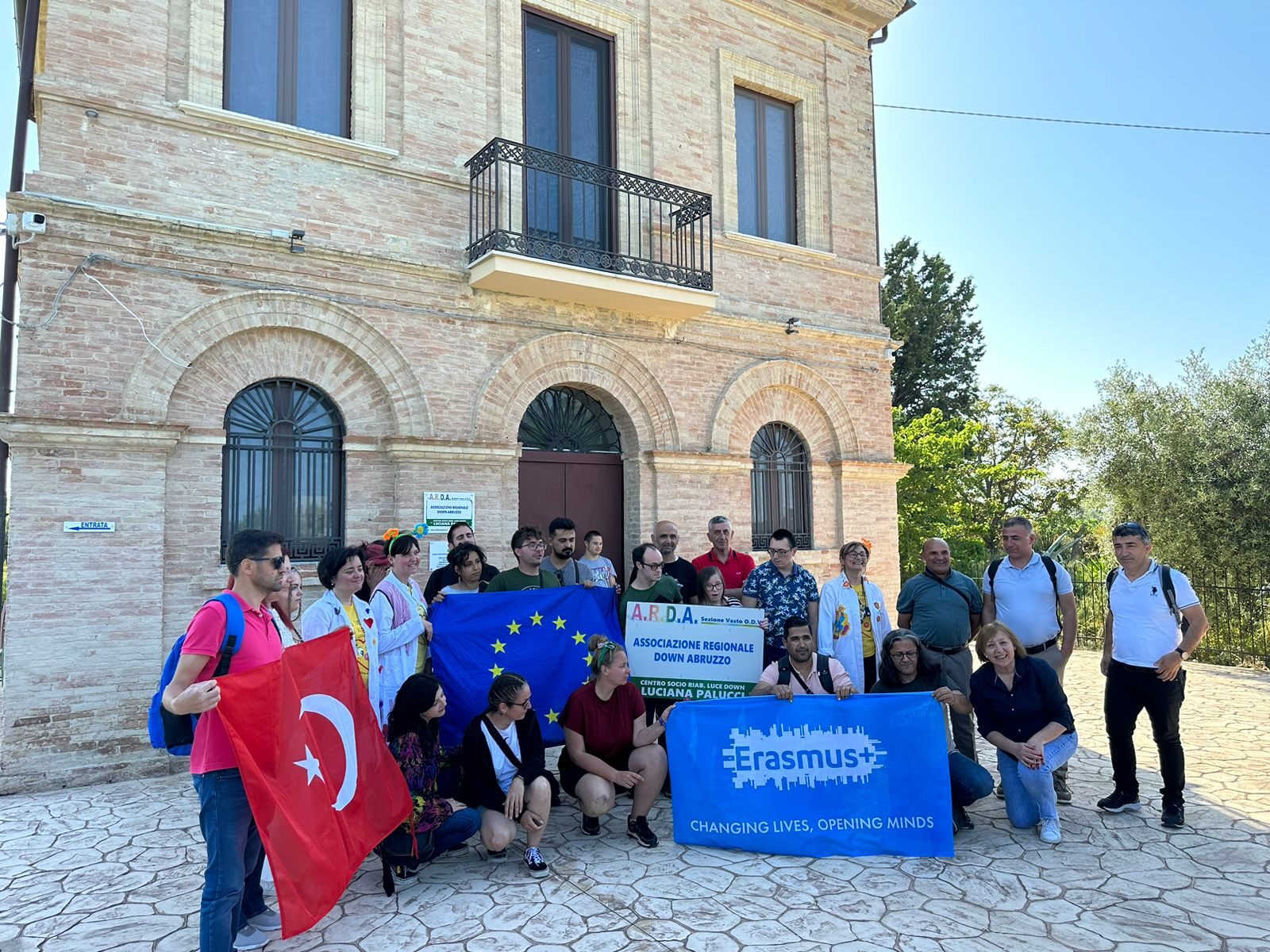 B277aeb6 C475 4be5 85ad D64e81f602ac